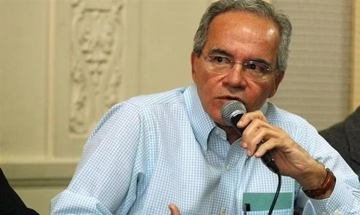 Quem é Nelson Tanure, empresário alvo de operação da PF sobre o Banco Master