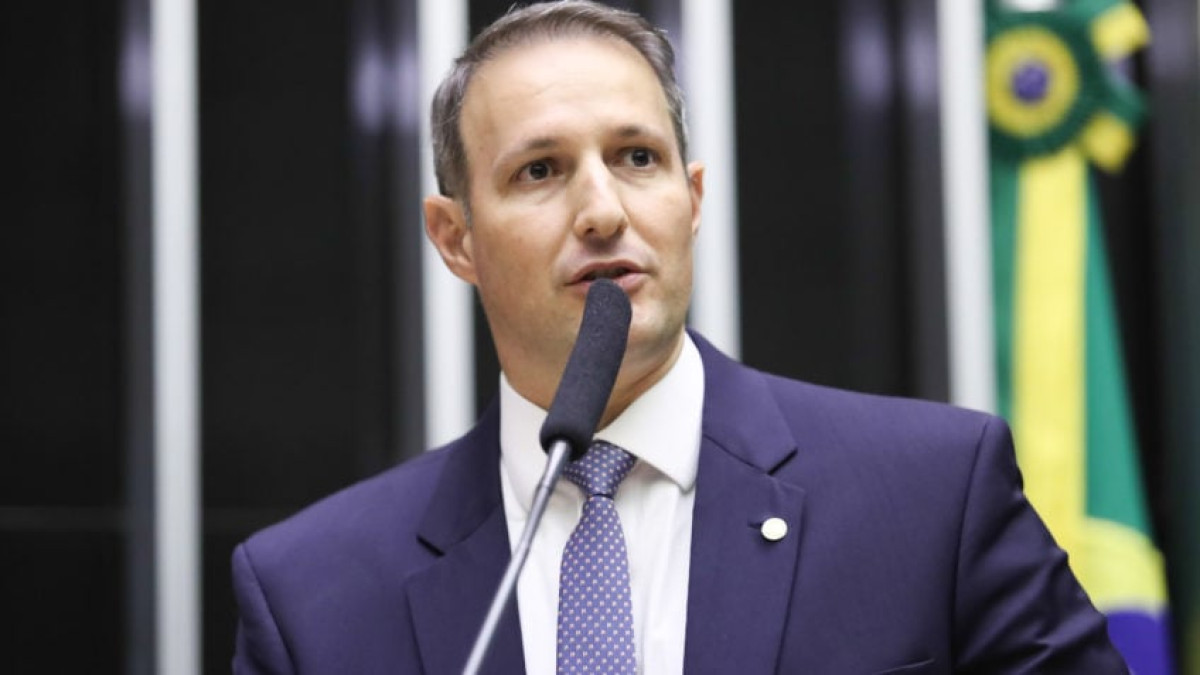 Derrite apresenta novo texto do PL Antifacção