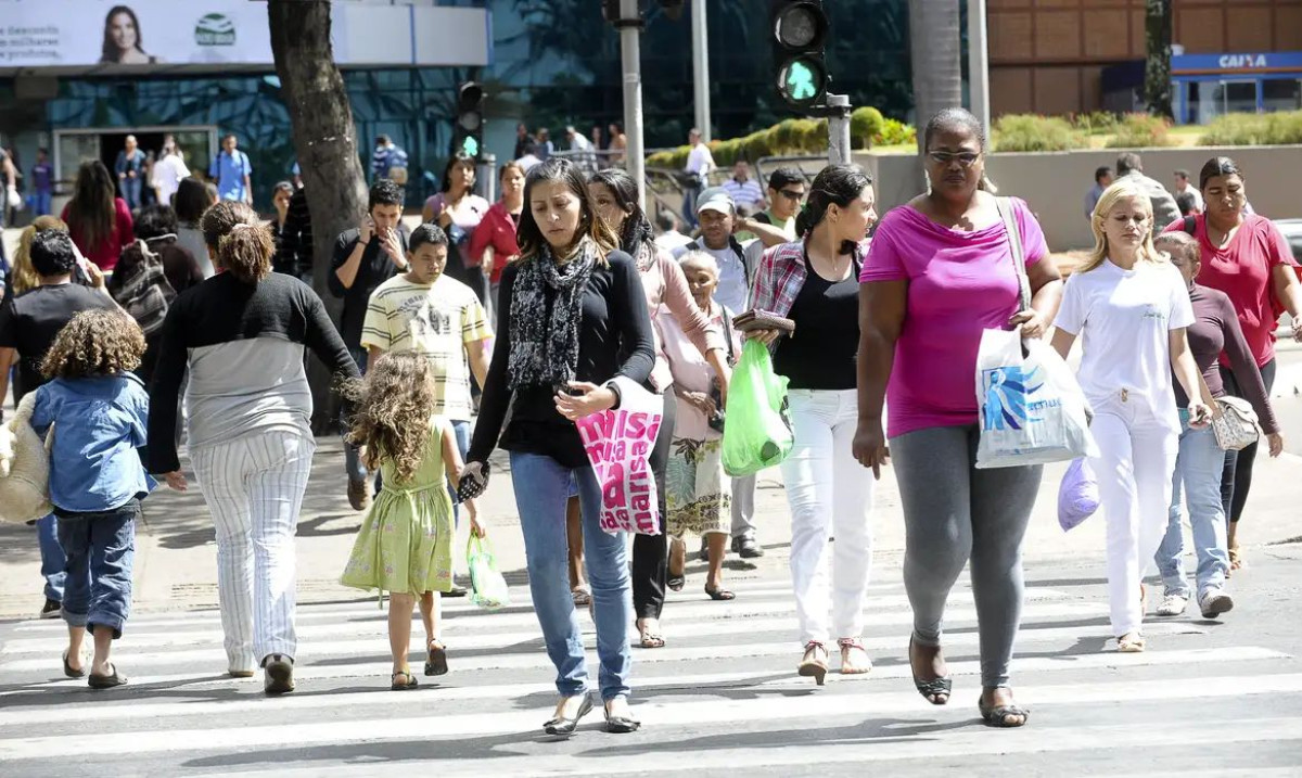 Desemprego cai para 5,1% em dezembro, o menor já registrado