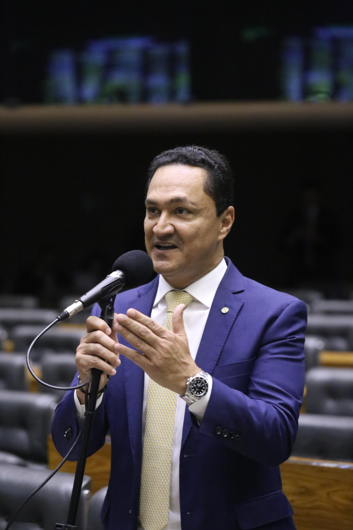  Deputado André Ferreira celebra aprovação da PEC de isenção do IPVA 