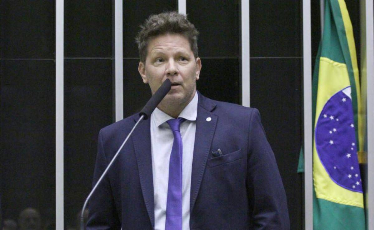 PGR recebe pedido para investigar Frias por suspeita de rachadinha