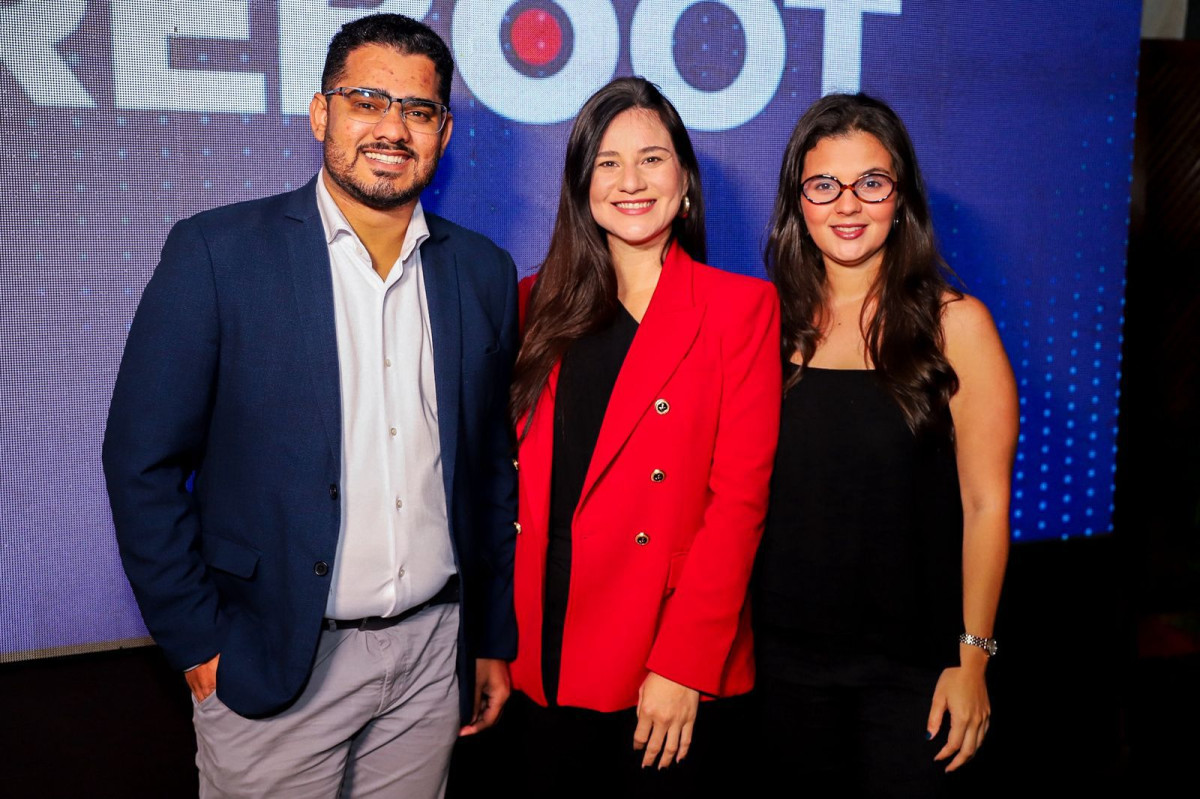 Reboot Connection reúne lideranças políticas e especialistas em comunicação