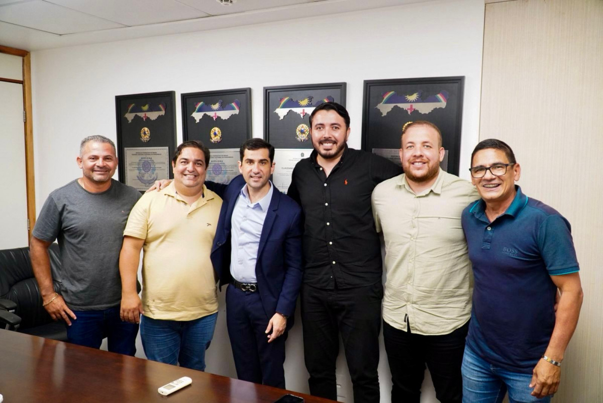 Deputado Claudiano Filho recebe Dr. Lucas, liderança de Xexéu para tratar de novas demandas do município