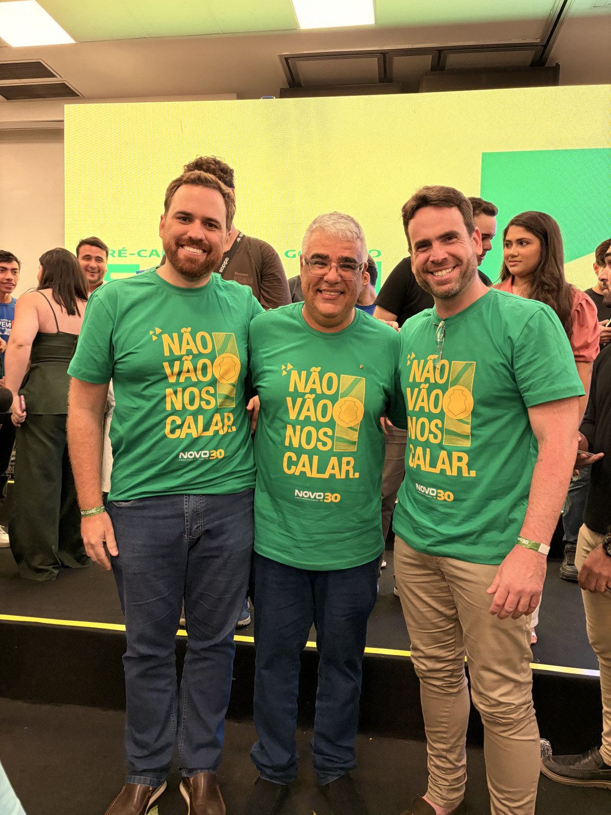Tecio Teles e Eduardo Moura participam de lançamento da pré-candidatura de Eduardo Girão ao governo do Ceará