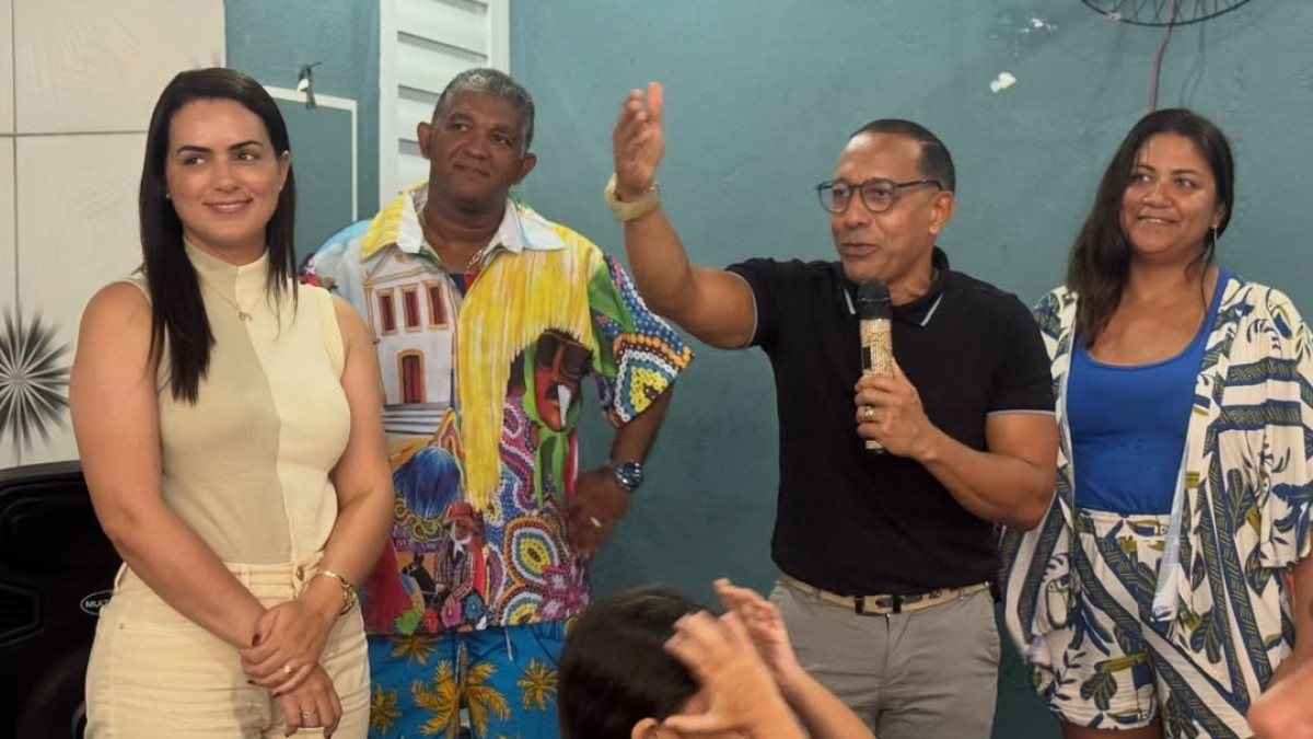 Com Professor Lupercio, Juliana de Chaparral avança em articulações no Grande Recife