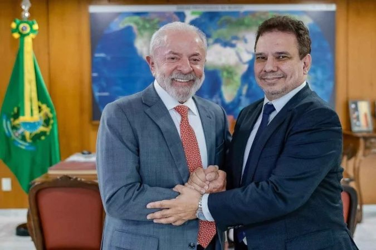 Combater as quadrilhas que atuam no Brasil é "missão de Estado", diz Lula