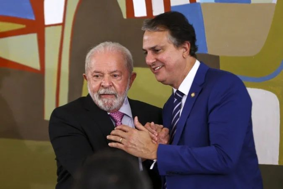 Reunião do PT deve sacramentar Camilo Santana como líder da bancada no Senado