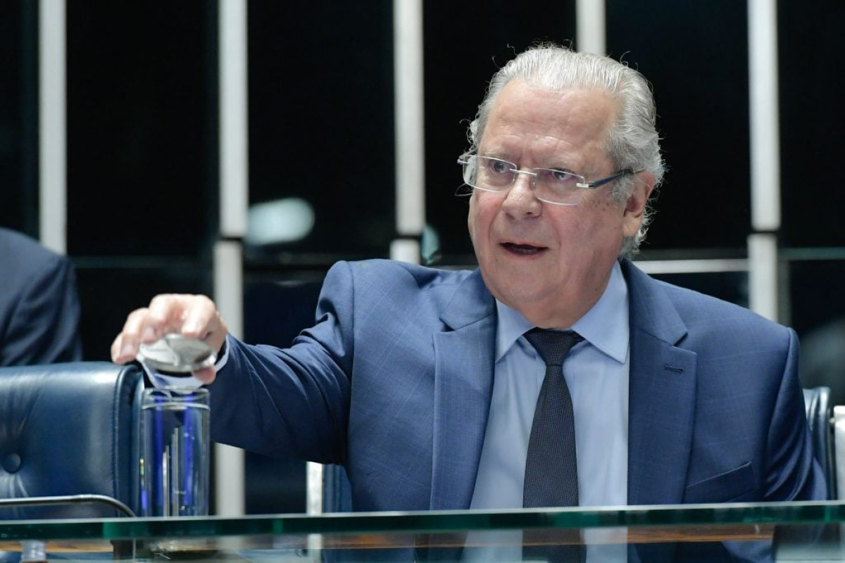 Dirceu diz que direita depende de Bolsonaro, mas rejeita seu nome