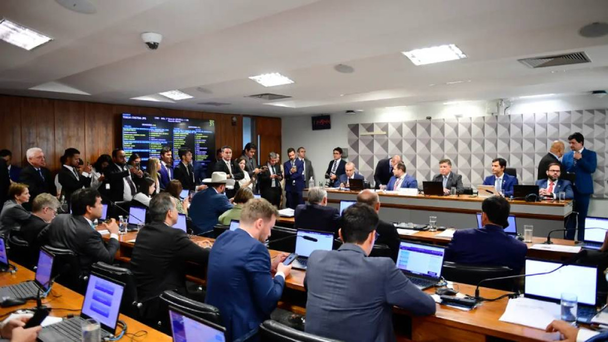 CPMI ouve ex-diretor suspeito de receber dinheiro do “Careca do INSS”