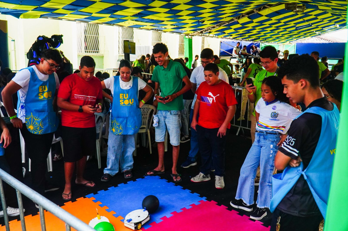 Robótica, jogos digitais e demonstrações educativas compõem a programação das arenas do Jardim Digital 
