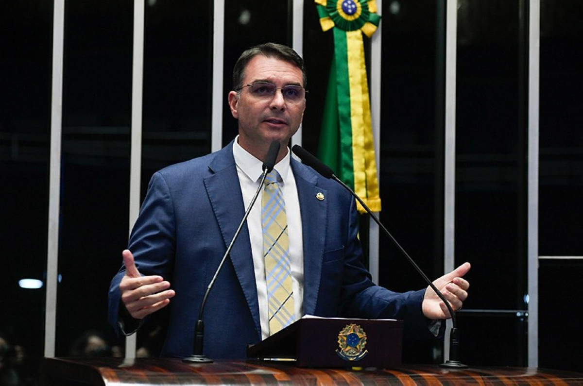 Quaest: 49% creem que Flávio Bolsonaro irá até o fim em candidatura