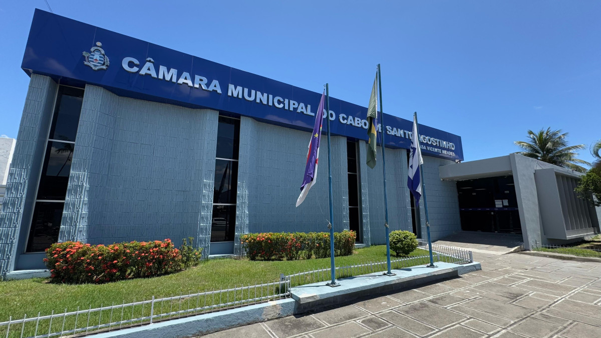 Câmara do Cabo convoca sessão para julgar contas do ex-prefeito Keko do Armazém (2022)