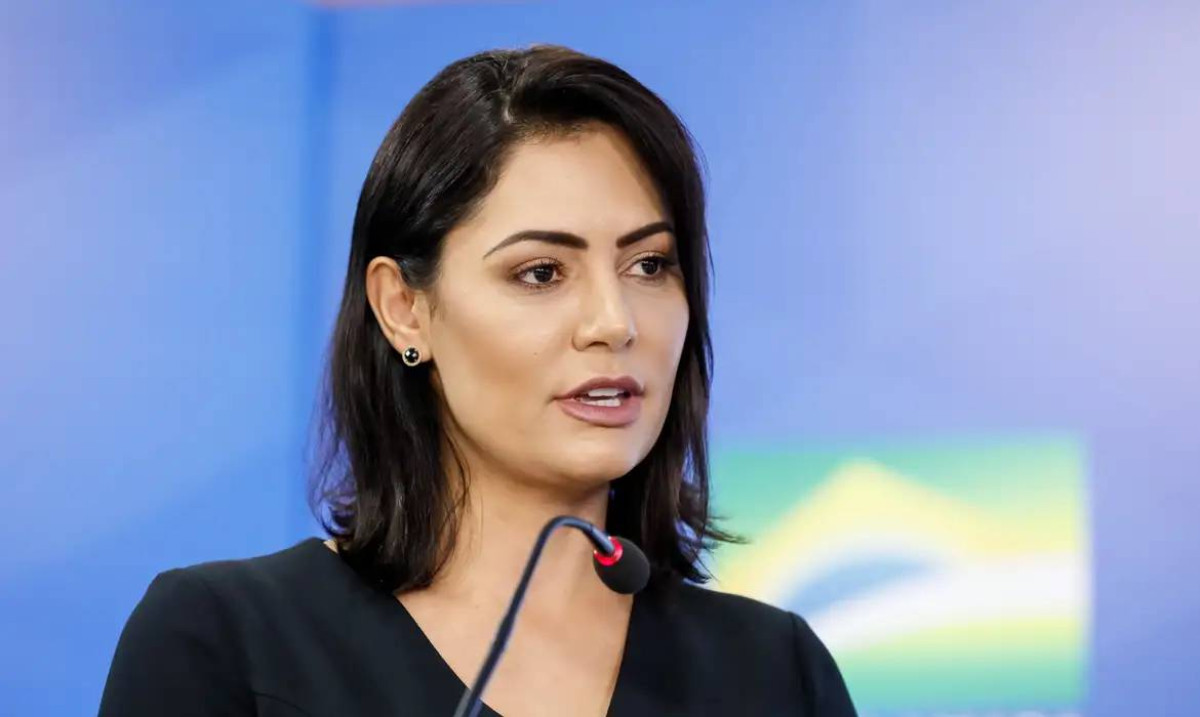 Michelle sinaliza candidatura ao Senado pelo DF