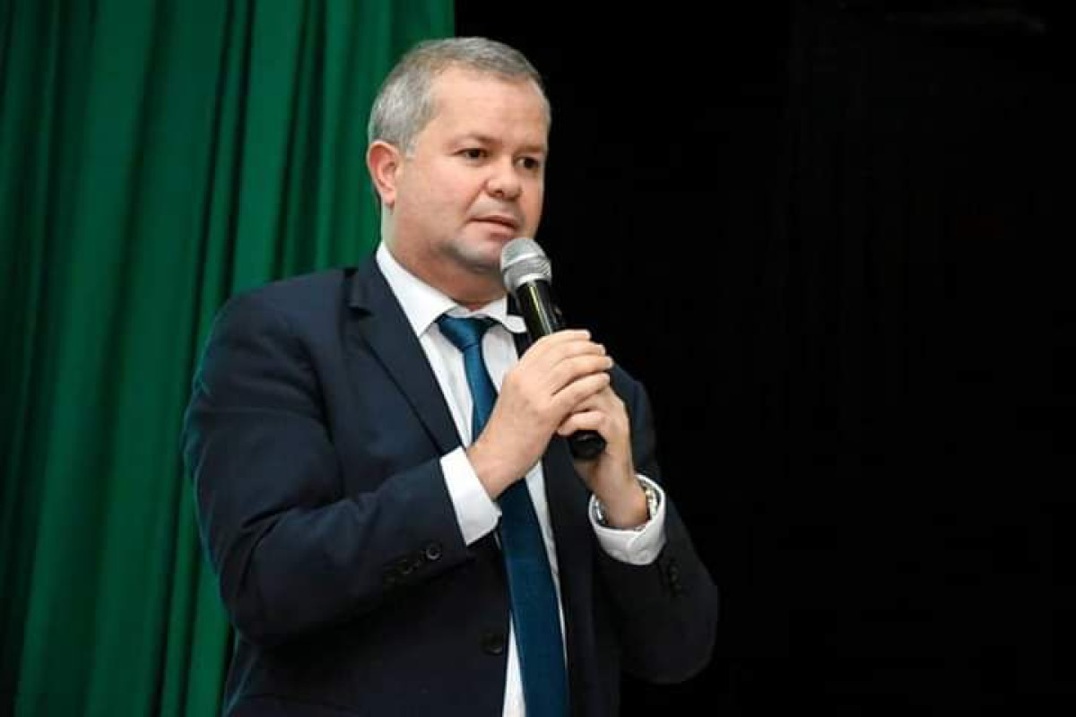 Uma nova fase para o Dr. Emilio Duarte: ele está embarcando numa jornada acadêmica em São Paulo