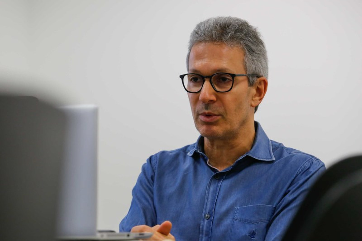 Zema mantém críticas a Flávio, mas descarta rompimento à direita