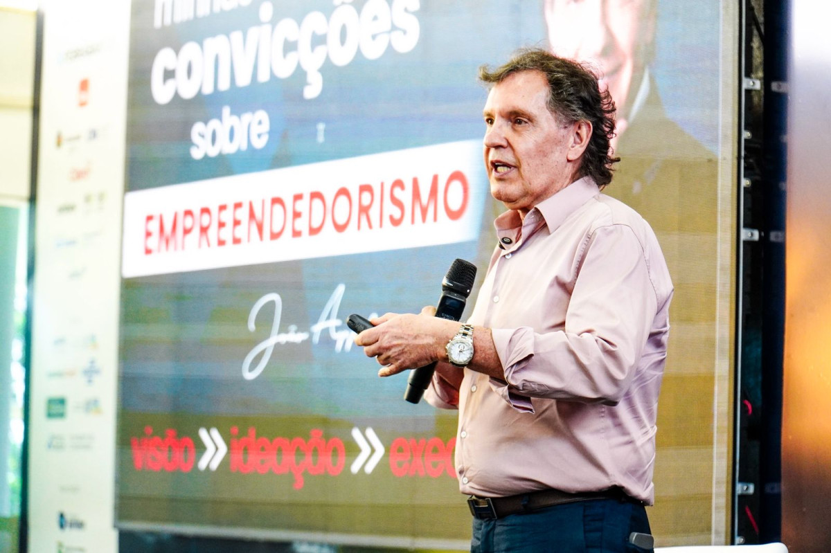 Inovação, segurança digital e empreendedorismo marcam a abertura das palestras do Jardim Digital 2025