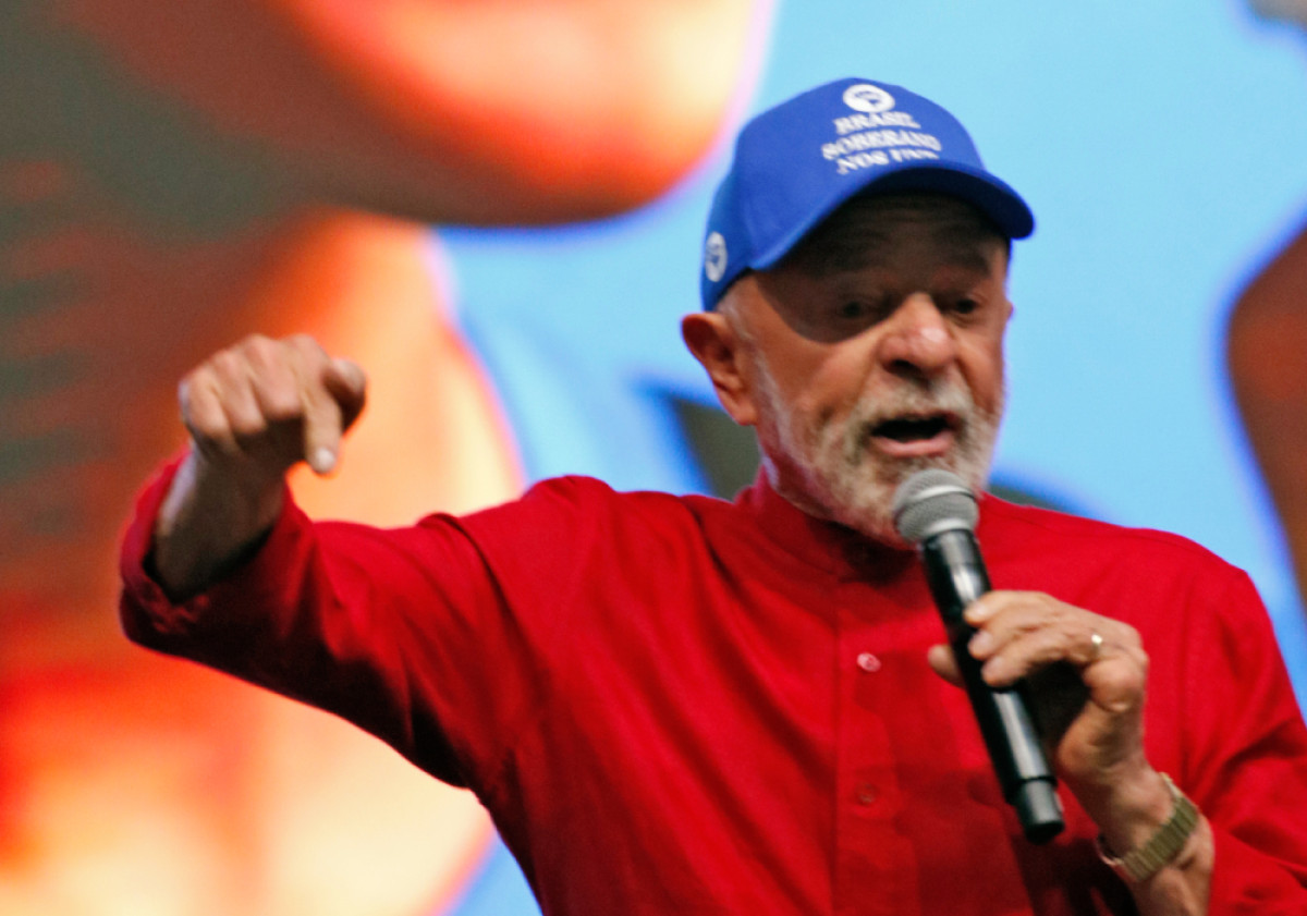 Lula critica Rogério Marinho por tentar barrar avanço da PEC que acaba com escala 6×1