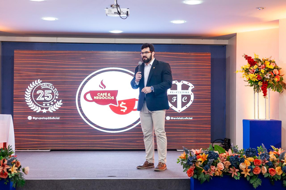 Em Igarassu, César Ramos participa do evento Café & Negócios
