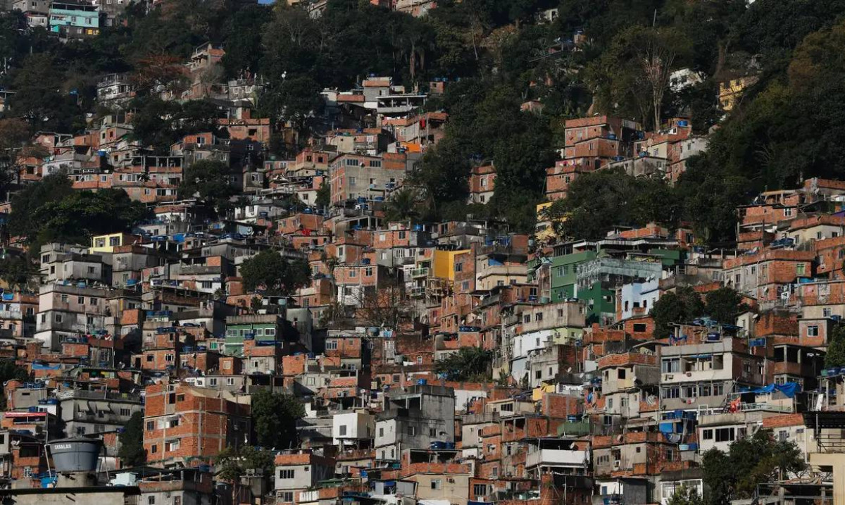 Lula anuncia investimentos para favelas e periferias do Rio