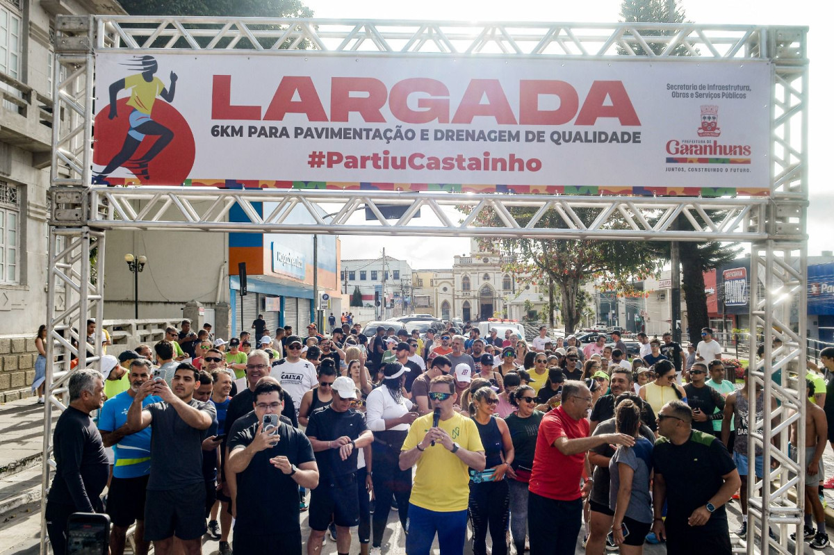 Corrida marca inauguração da pavimentação de acesso ao Castainho em Garanhuns