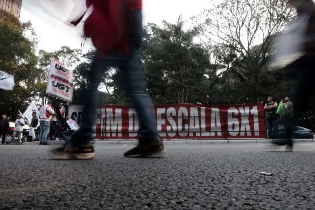 Escala 6x1: redução da jornada entra em debate decisivo após carnaval