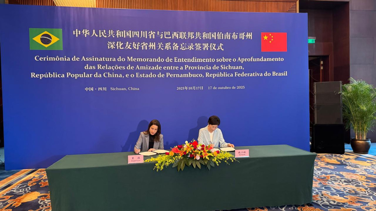Raquel Lyra anuncia bolsa para estudantes pernambucanos