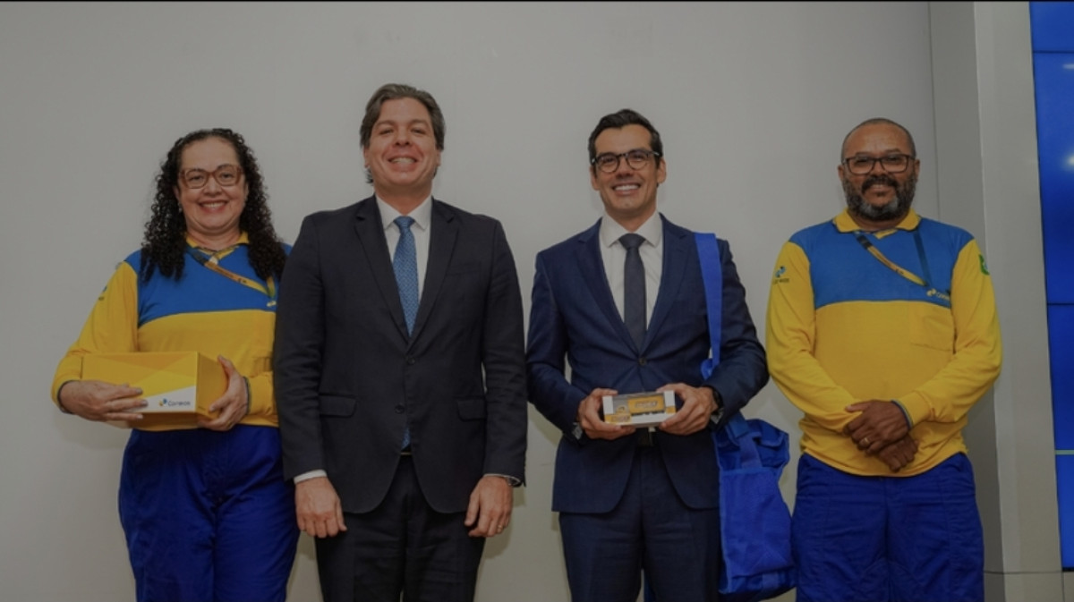 Ministro das Comunicações participa de pronunciamento do novo presidente dos Correios aos servidores da estatal