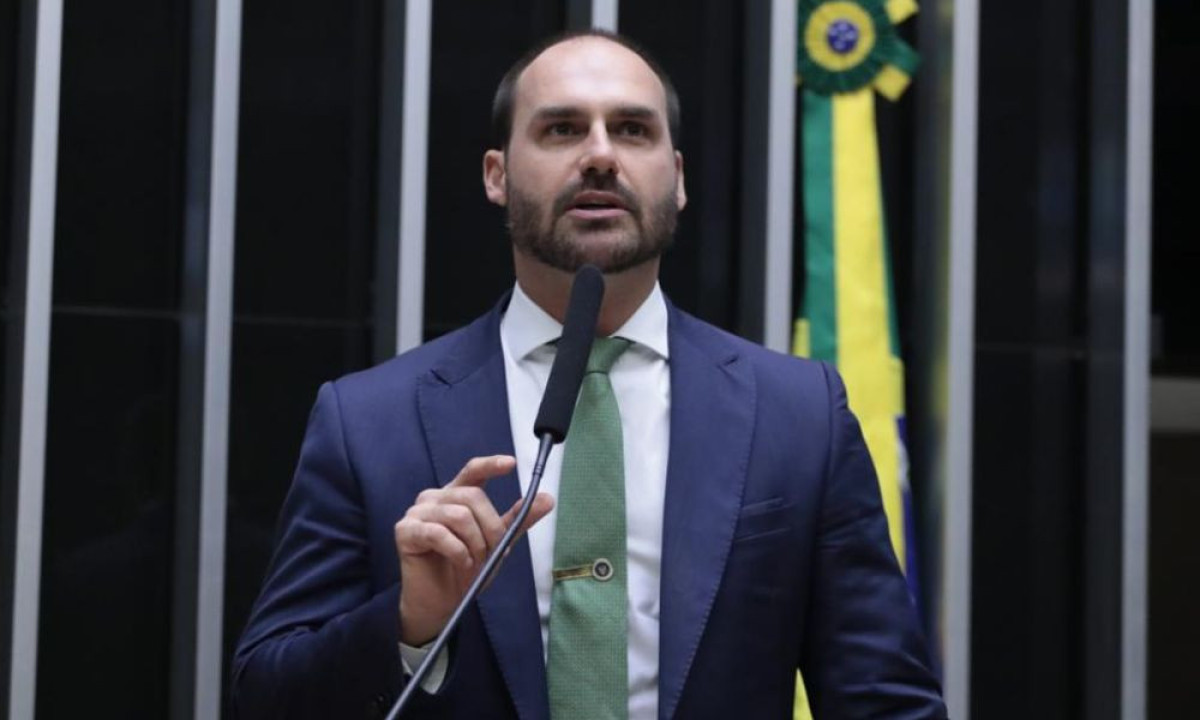 Eduardo Bolsonaro busca apoio nos EUA contra Moraes