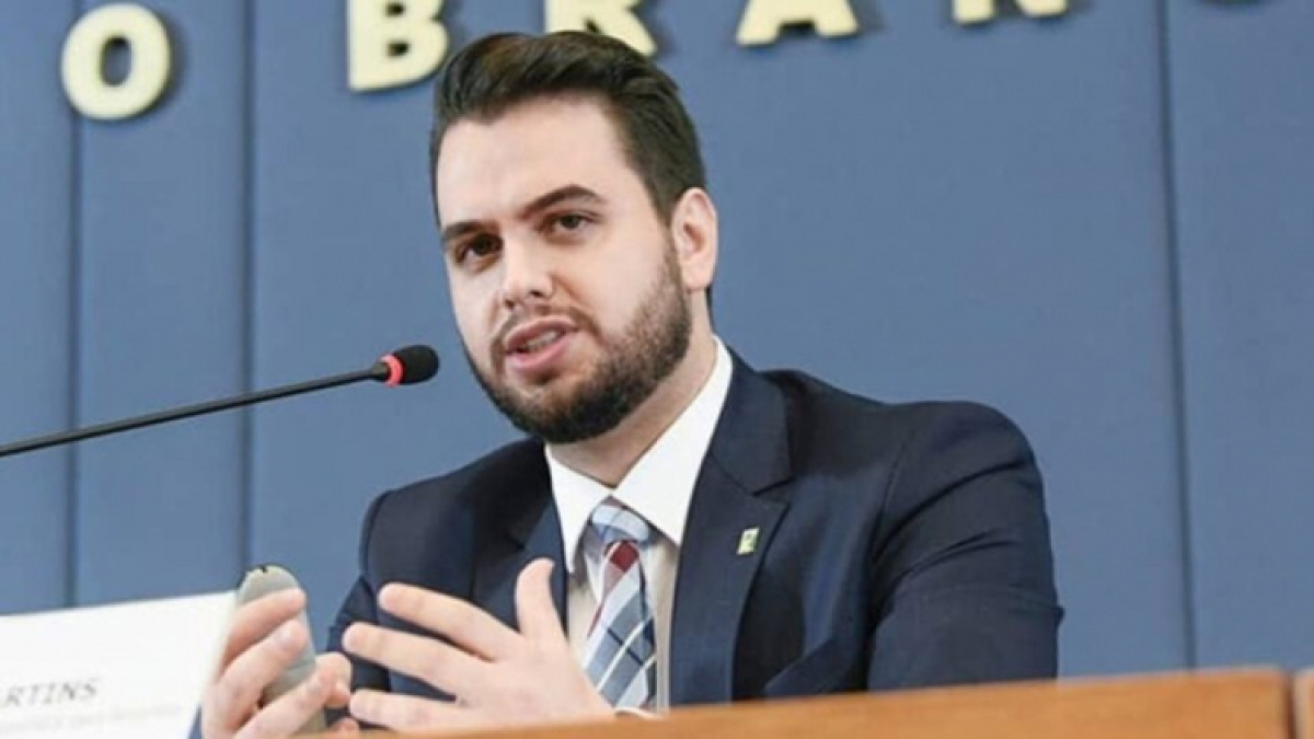 Moraes dá 15 dias para PGR se manifestar sobre soltar Filipe Martins