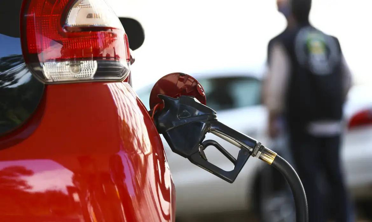 Fazenda deve manter subsídio de R$ 0,44 na gasolina