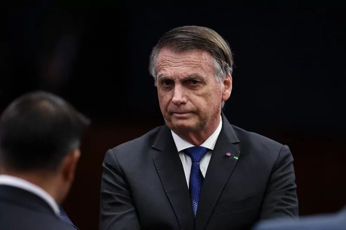 Primeira Turma do STF alcança maioria para sustentar a prisão de Bolsonaro