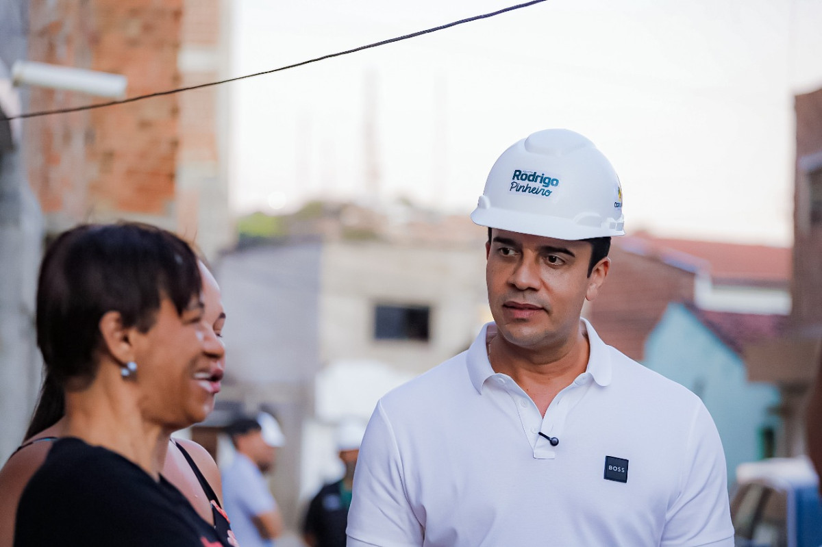 Rodrigo Pinheiro anuncia o calçamento de sete ruas e a construção da Praça do João Mota