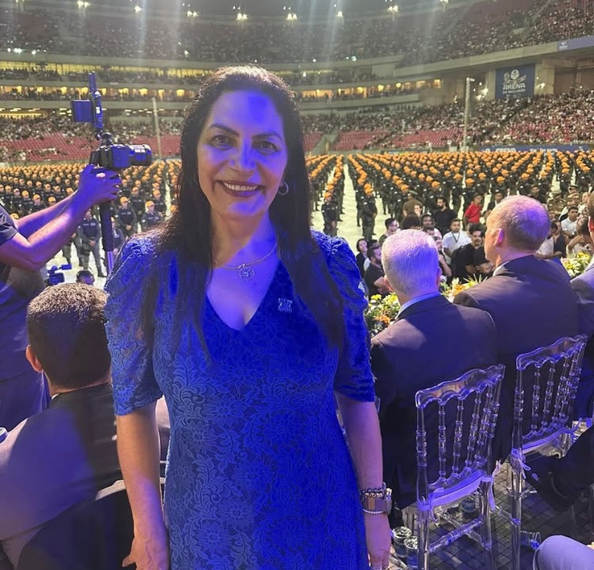 Prefeita de Jataúba marca presença em solenidade da PM e celebra novos praças