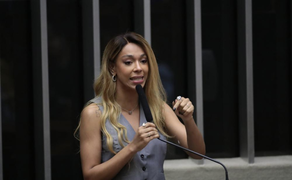 Erika Hilton cobra fiscalização de bets em todas as emissoras