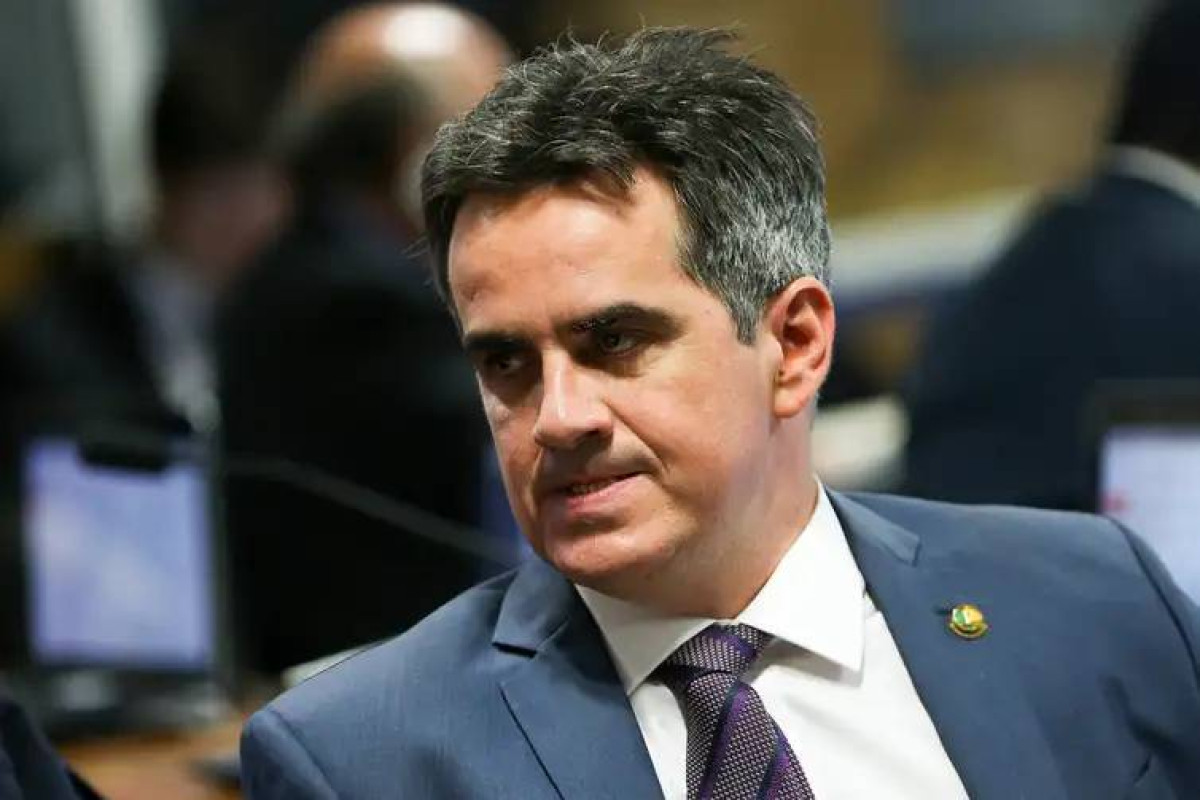 STF bloqueia avião de Ciro Nogueira em investigação do Banco Master