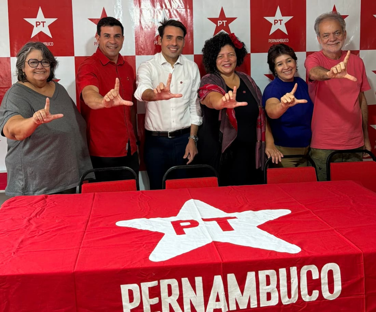 João Paulo Costa se filia ao Partido dos Trabalhadores