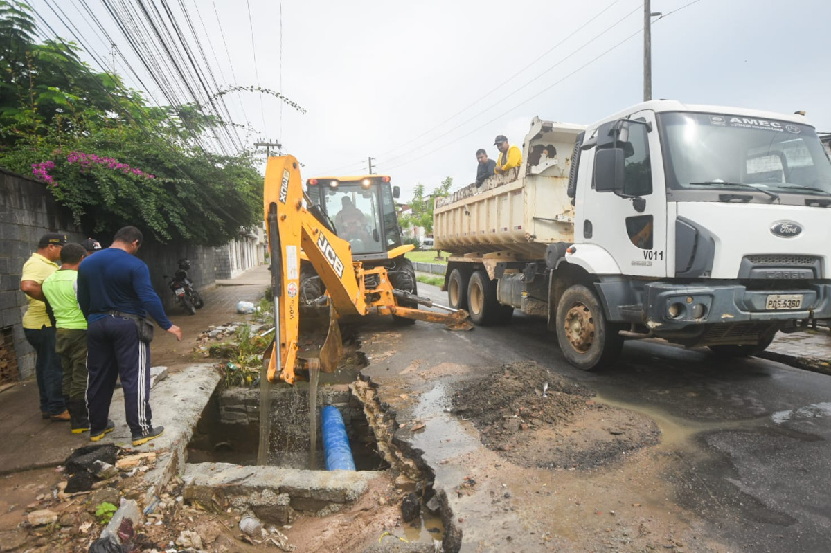 Prefeitura conclui recuperação de córrego na Rua Hilda Gonzales