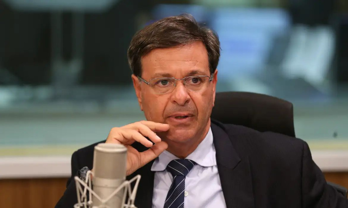 Coluna da terça-feira: “Sou uma pessoa capacitada, que tem serviços prestados a Pernambuco, estou pronto, preparado e querendo”, diz Gilson Machado Neto