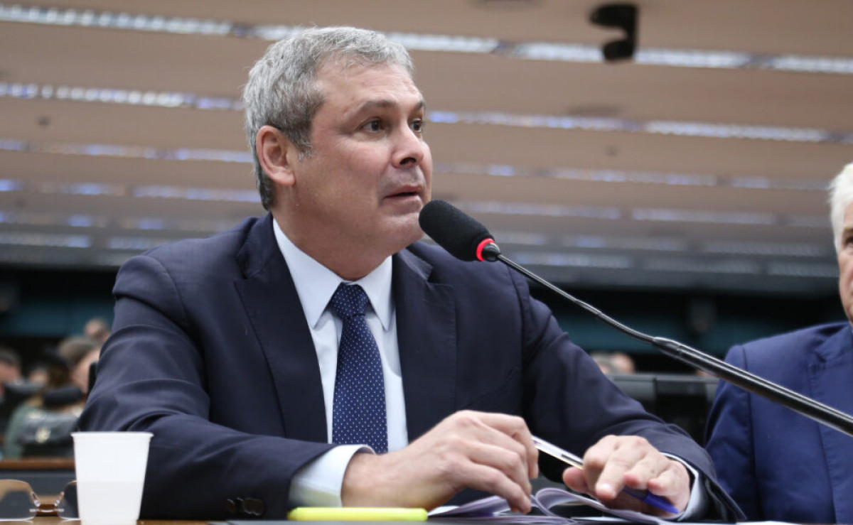 Lindbergh convoca mobilização para manter veto ao PL da Dosimetria