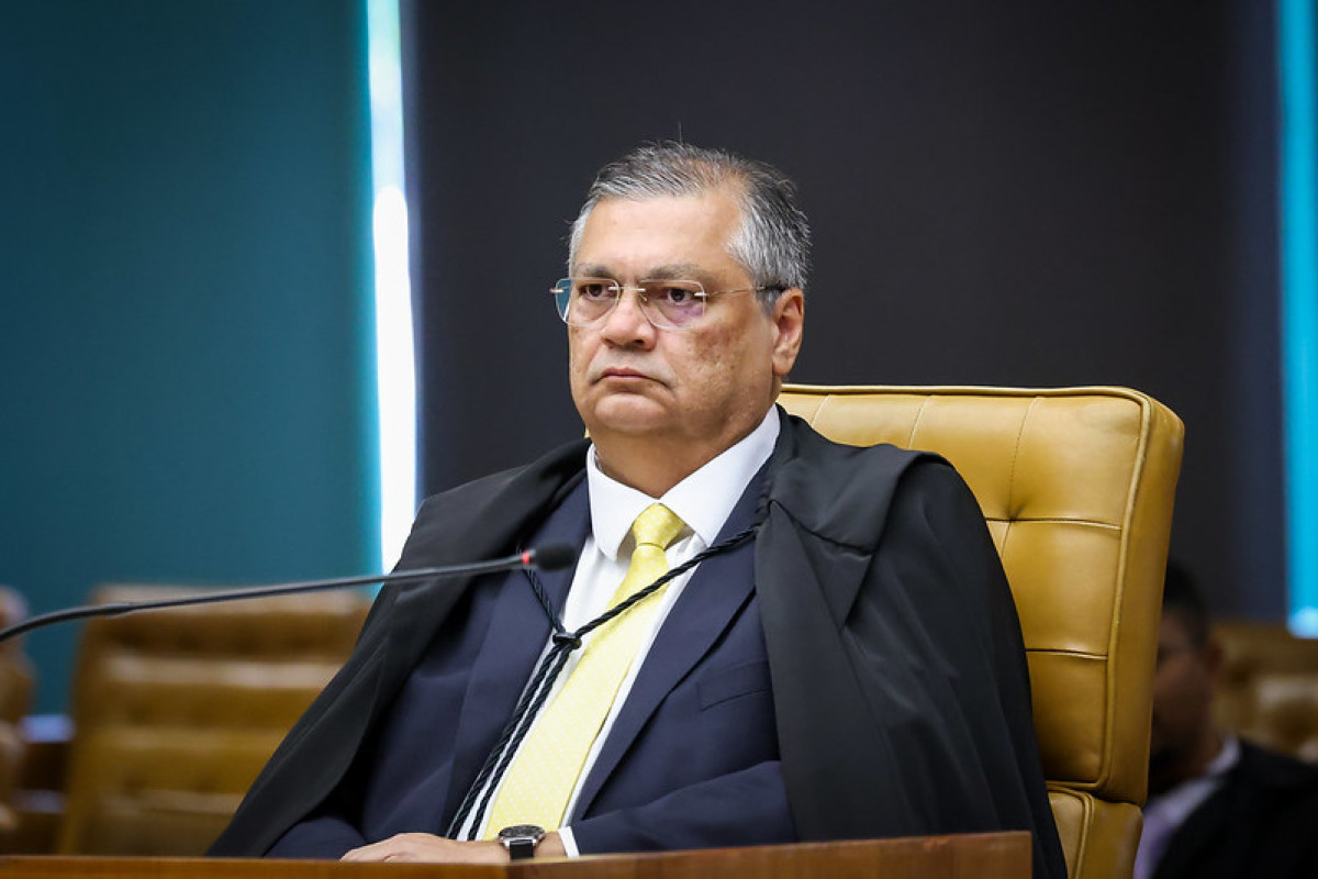 Dino aciona PF para apurar suspeitas de desvio de emendas por deputados