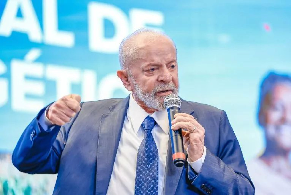 Lula diz que discutirá mediação da guerra Ucrânia-Rússia com Trump
