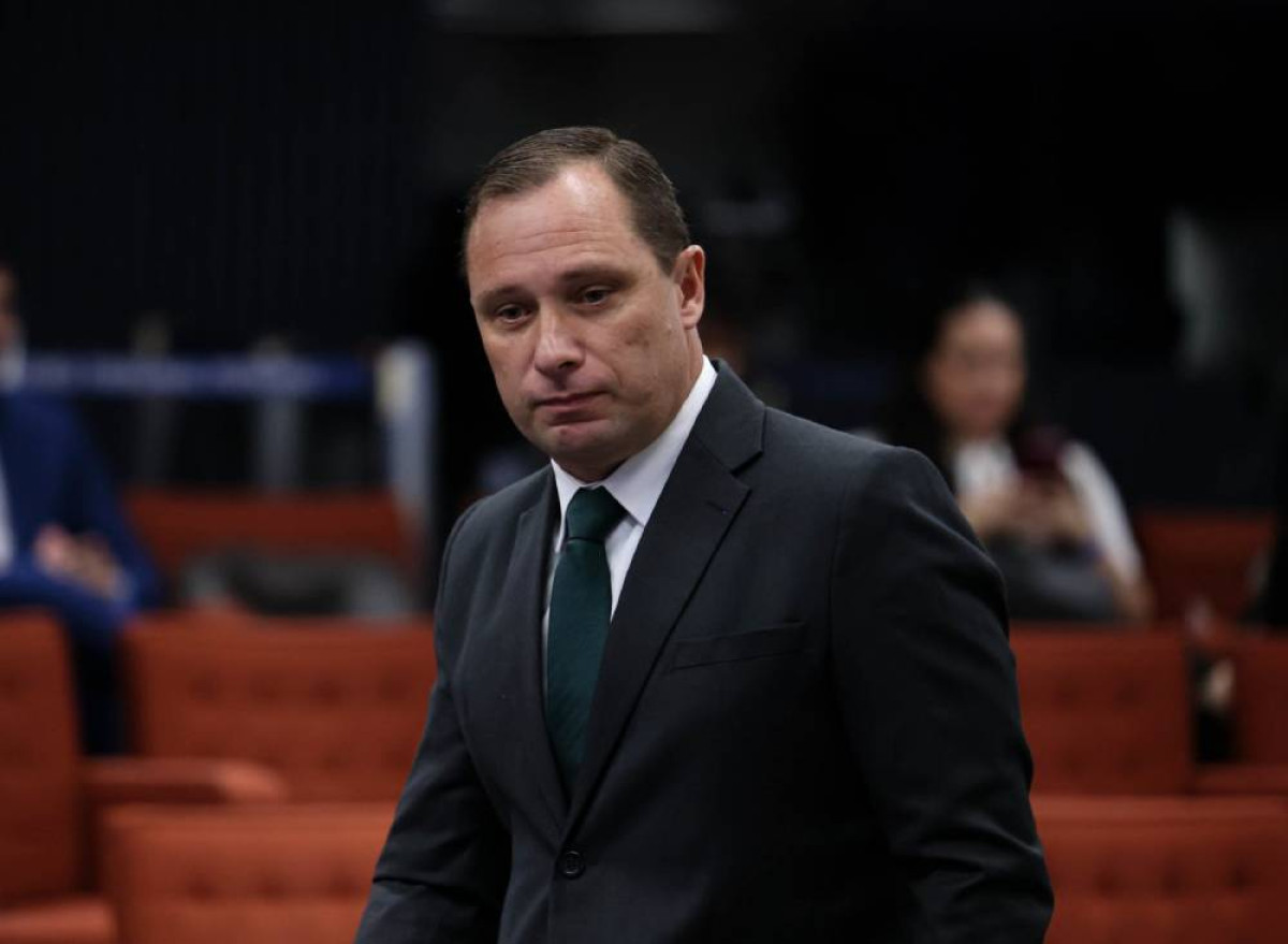 Cid pedirá mais tempo para deixar casa funcional do Exército