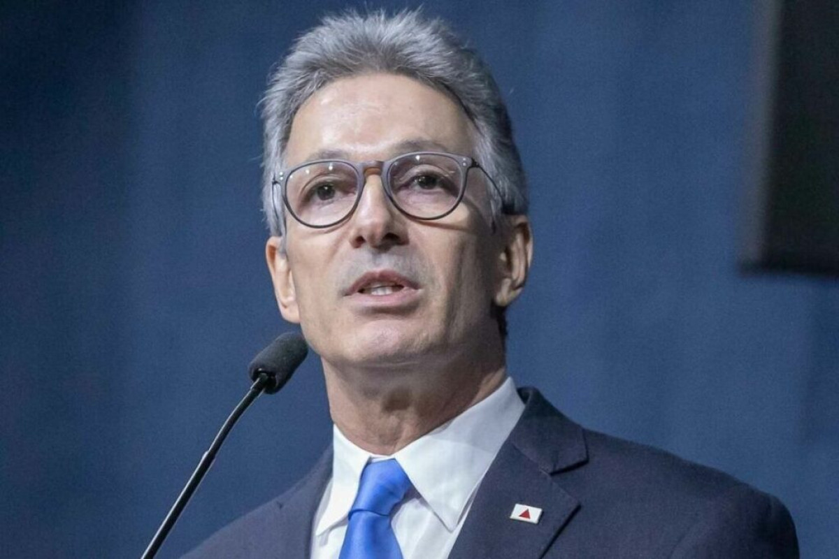 Zema critica relação de Flávio com Vorcaro, mas mantém defesa da união da direita