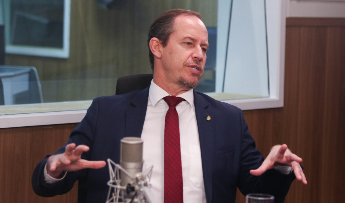 TRE-DF rejeita ações contra Ricardo Cappelli por publicações críticas ao GDF
