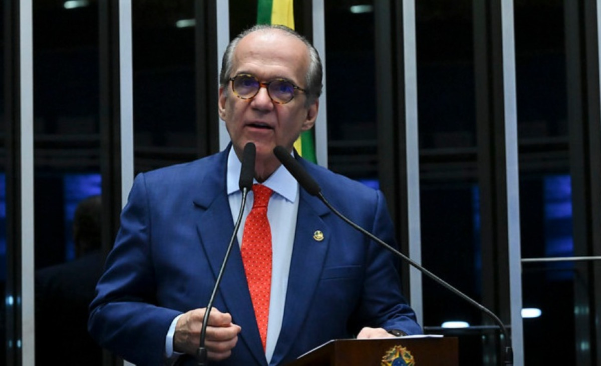 O silêncio necessário: o equilíbrio entre a toga e o altar democrático