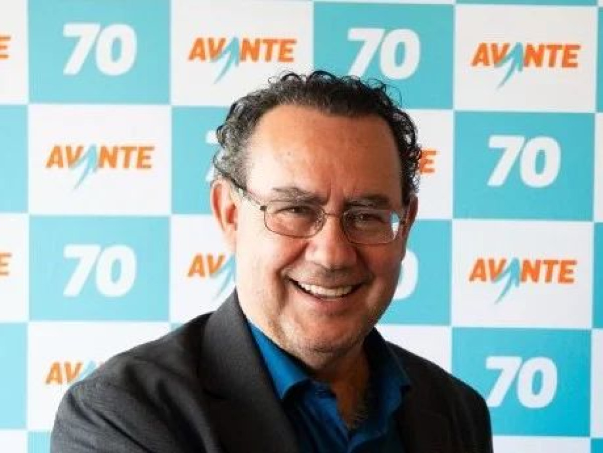 Coluna da sexta-feira: Augusto Cury ganha espaço e fortalece o Avante nas eleições de 2026
