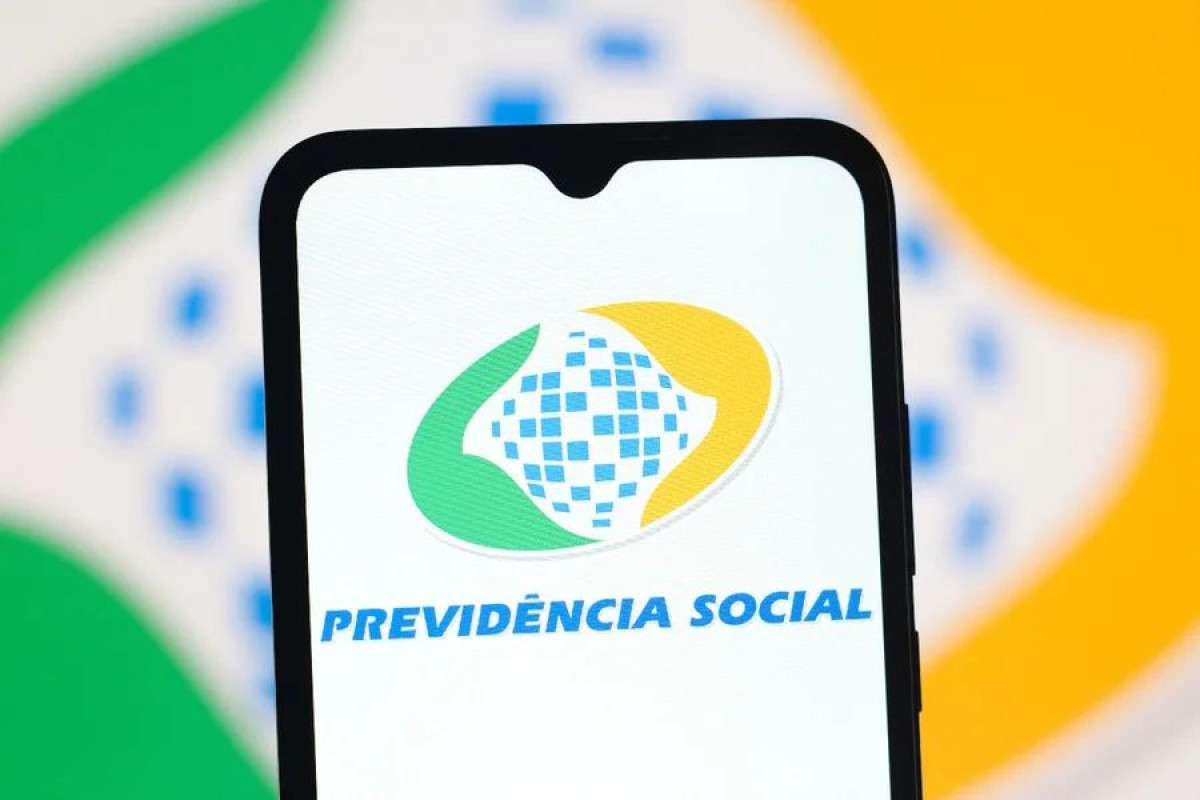 INSS: Lula sanciona lei que proíbe desconto automático em benefícios