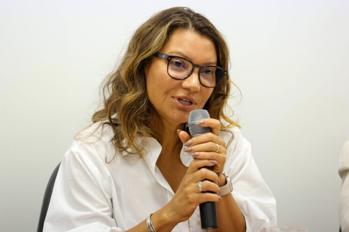 TCU arquiva ação sobre viagens de Janja ao exterior