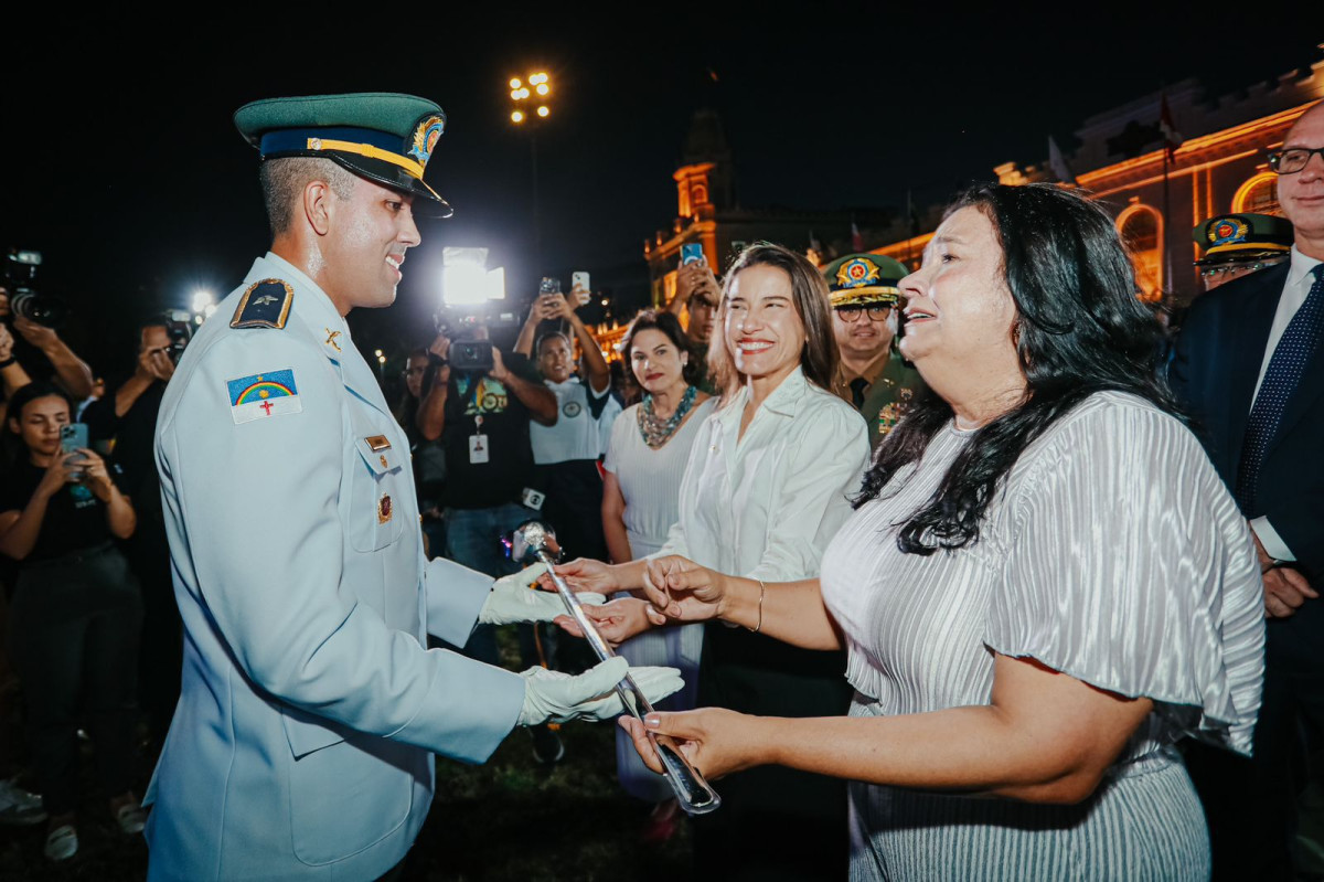 Juntos Pela Segurança: governadora Raquel Lyra reforça segurança de Pernambuco com a formatura de 148 novos oficiais da PMPE