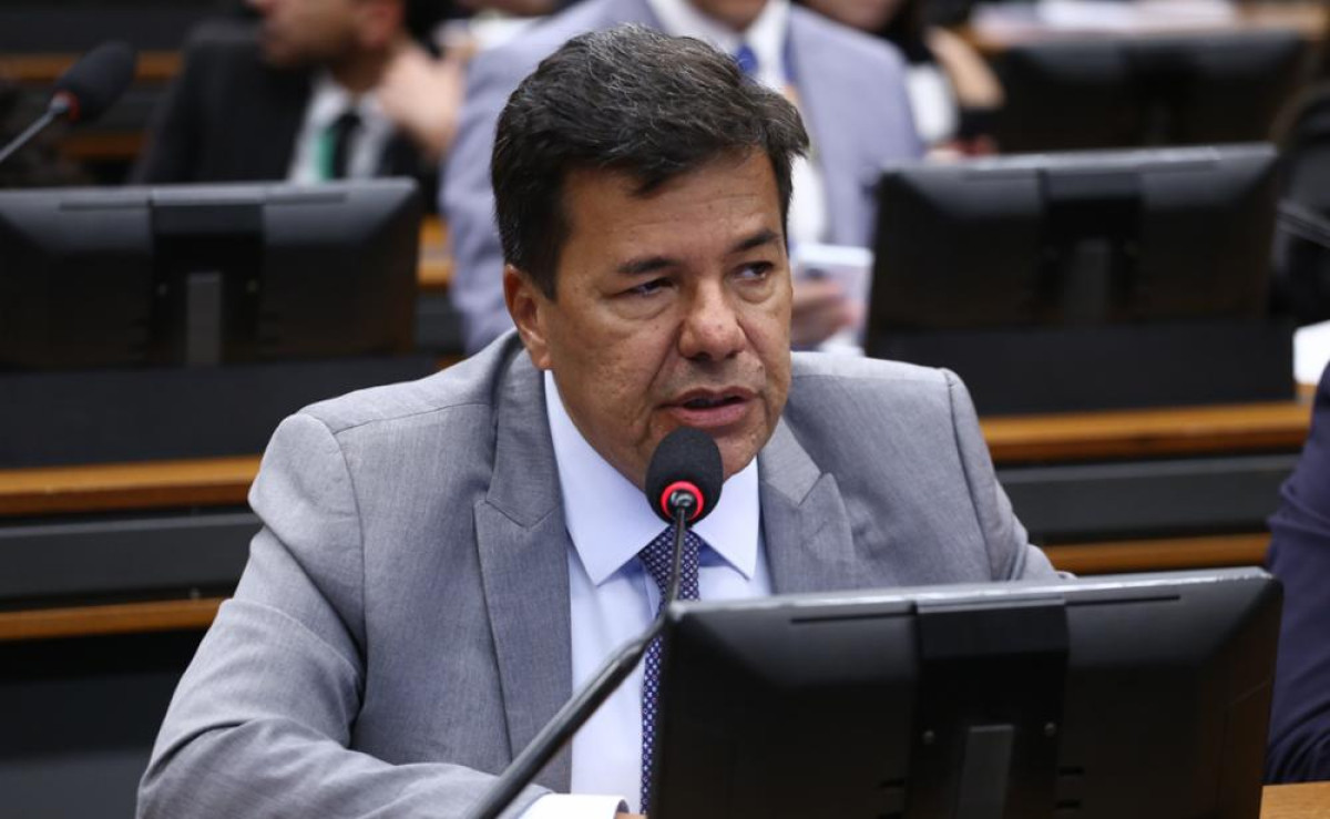Mendonça Filho defende ala separada para jovens